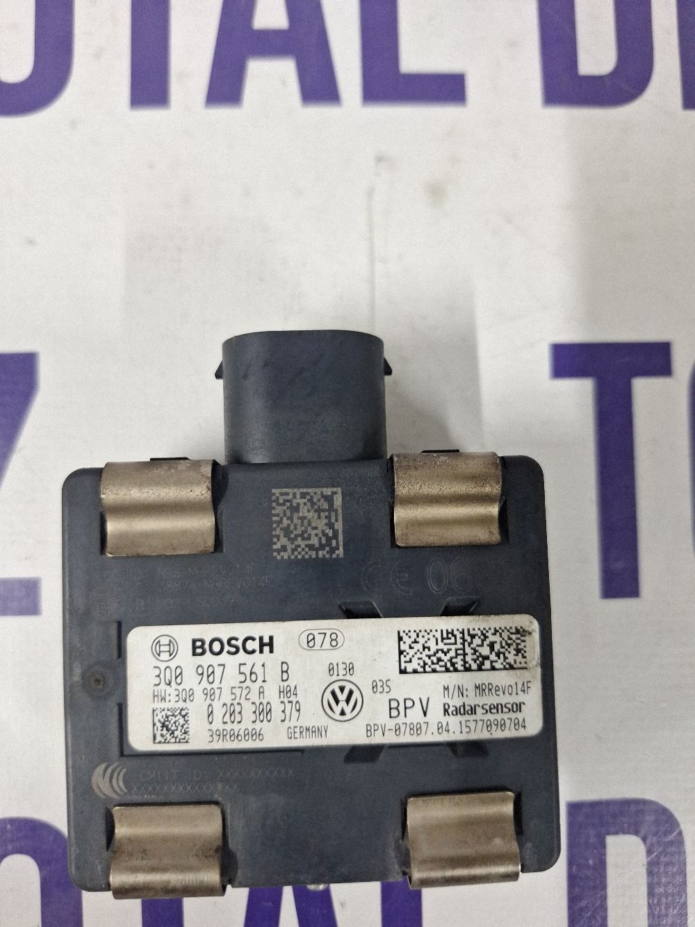 Detector radar Volkswagen Passat B8 2016 - 3Q0907561B 0203300379