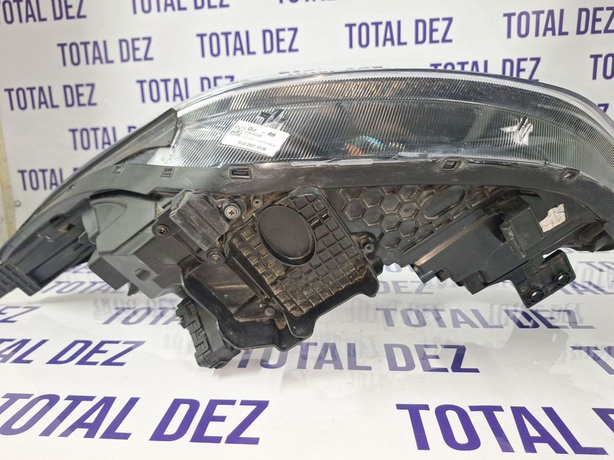 Far Dreapta fata Kia Sportage 2020 - 92102F1011 R001RH02 R009R0010061620