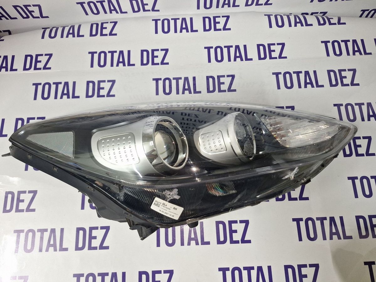 Far Dreapta fata Kia Sportage 2020 - 92102F1011 R001RH02 R009R0010061620