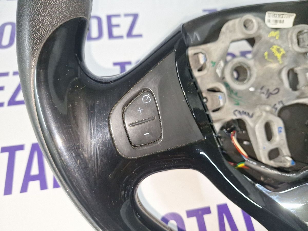 Volan Renault Captur 2015 - 484006599R 05102015