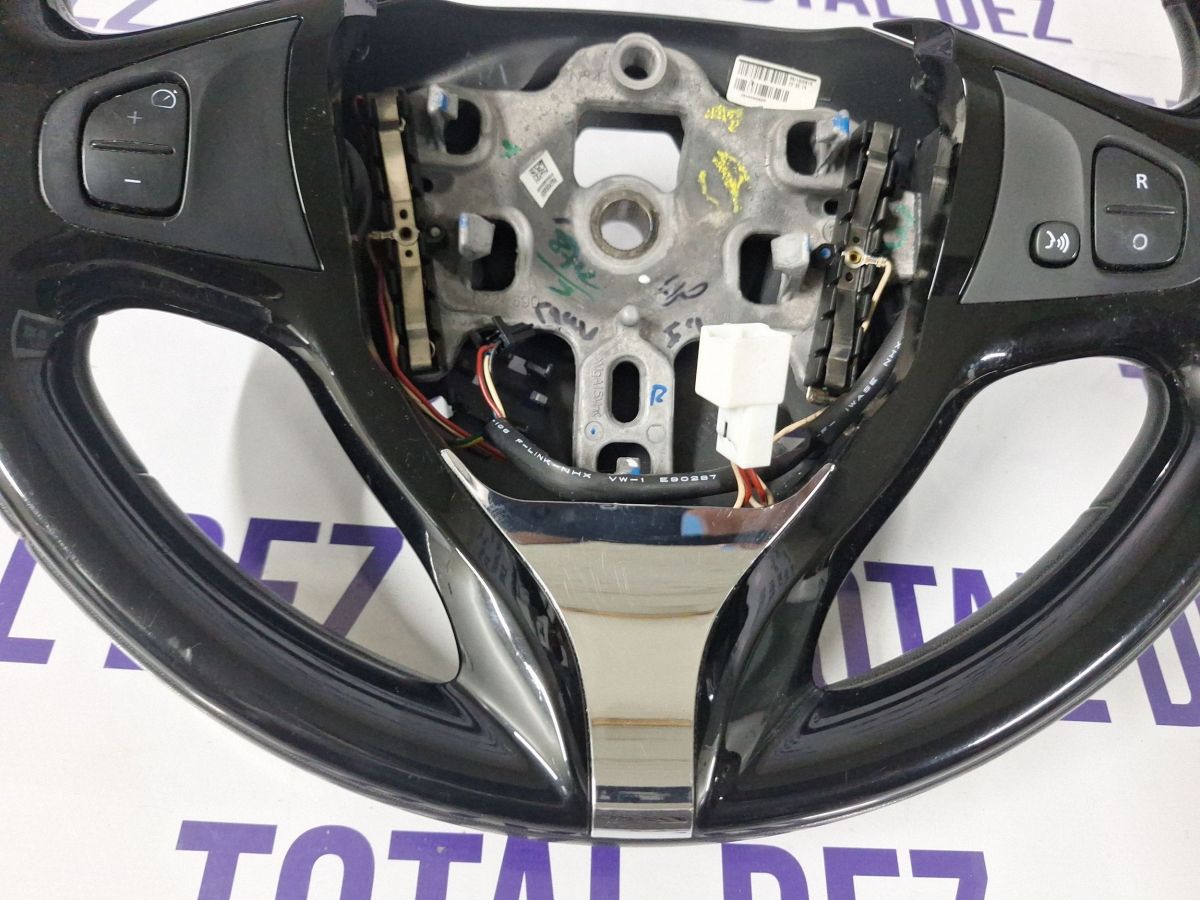 Volan Renault Captur 2015 - 484006599R 05102015