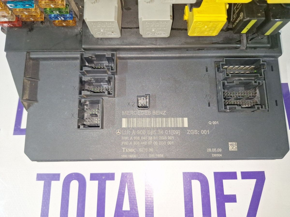 Calculator motor (ECU) Mercedes Sprinter W906 2009 - A6461501000 0281015914 1039S28914