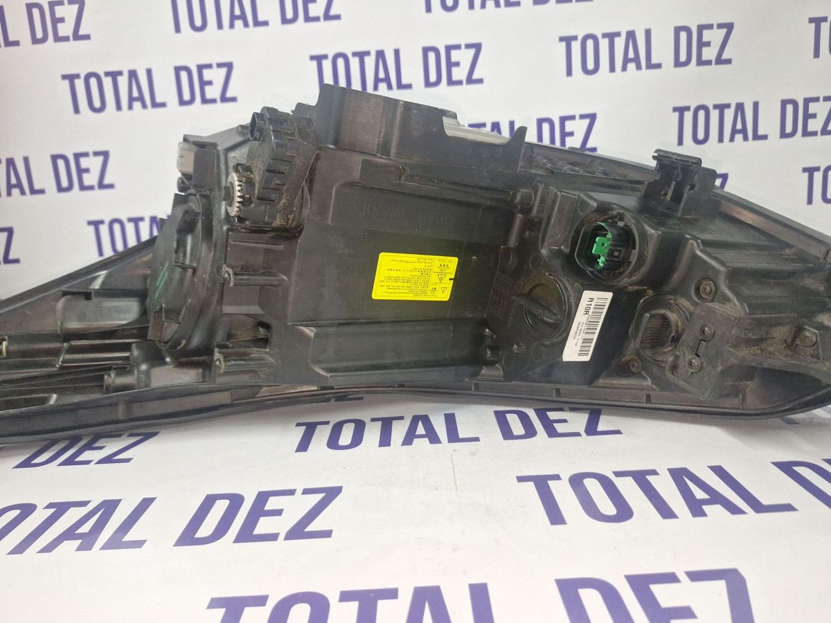 Far Dreapta fata Kia Sportage 2018 - 92102F1100 R009R100C74