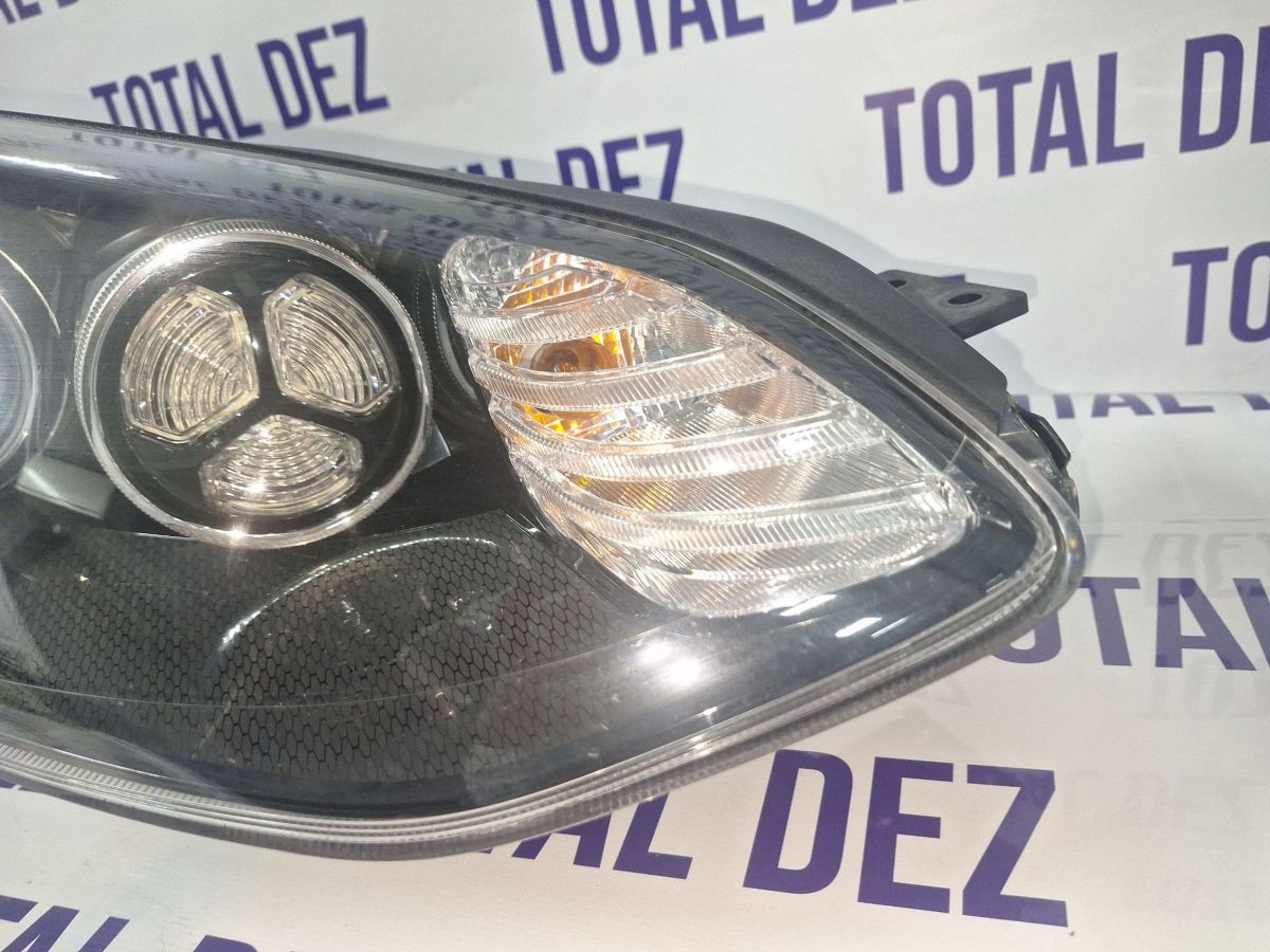 Far Dreapta fata Kia Sportage 2018 - 92102F1100 R009R100C74
