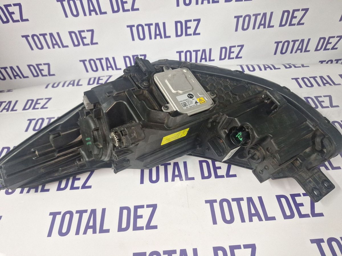 Far Dreapta fata Kia Sportage 2018 - 92102F1100 R009R100C74