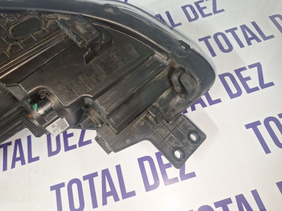 Far Dreapta fata Kia Sportage 2018 - 92102F1100 R009R100C74