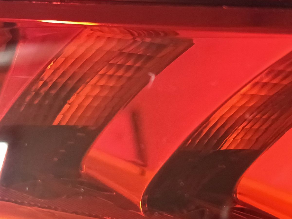 Stop Stanga spate Jaguar F-Pace 2017 - 19102020 HK8313405AG