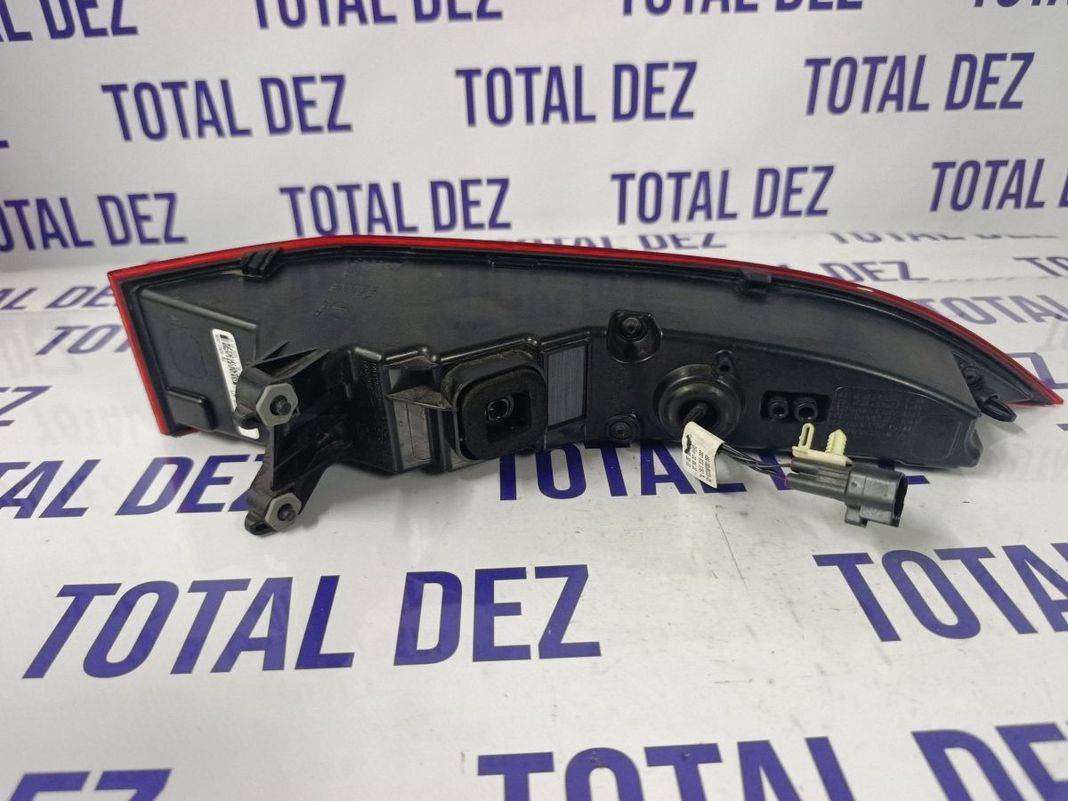 Stop Stanga spate Jaguar F-Pace 2017 - 19102020 HK8313405AG