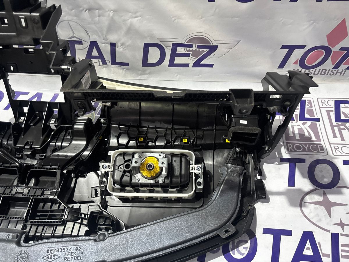Plansa bord Renault Talisman 2017 - 681005442R 102448349
