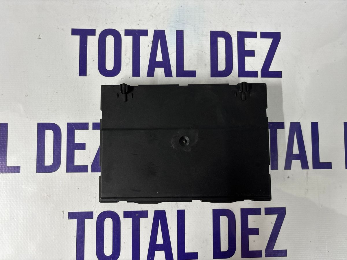 Calculator confort Skoda Superb B6 (3T) 2015 - 3C8959760E 10102551