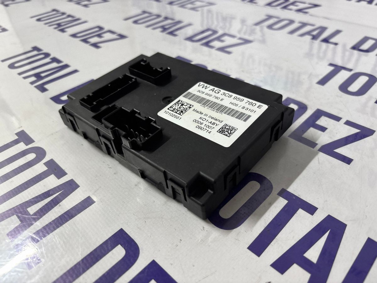 Calculator confort Skoda Superb B6 (3T) 2015 - 3C8959760E 10102551
