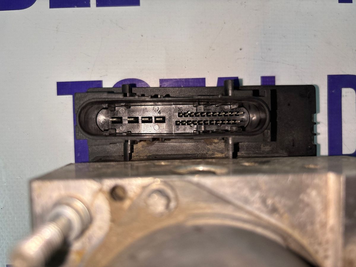 Pompa ABS Opel Corsa D 2008 - 0265950402