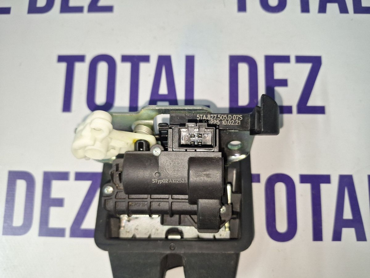 Broasca portbagaj Volkswagen Passat B8 2014 - 5TA827505D 104225100221