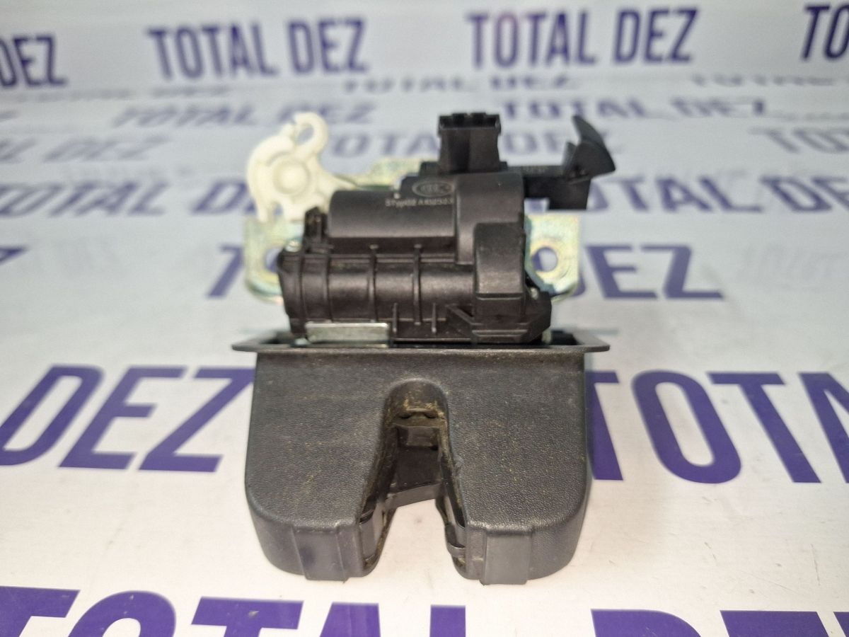 Broasca portbagaj Volkswagen Passat B8 2014 - 5TA827505D 104225100221