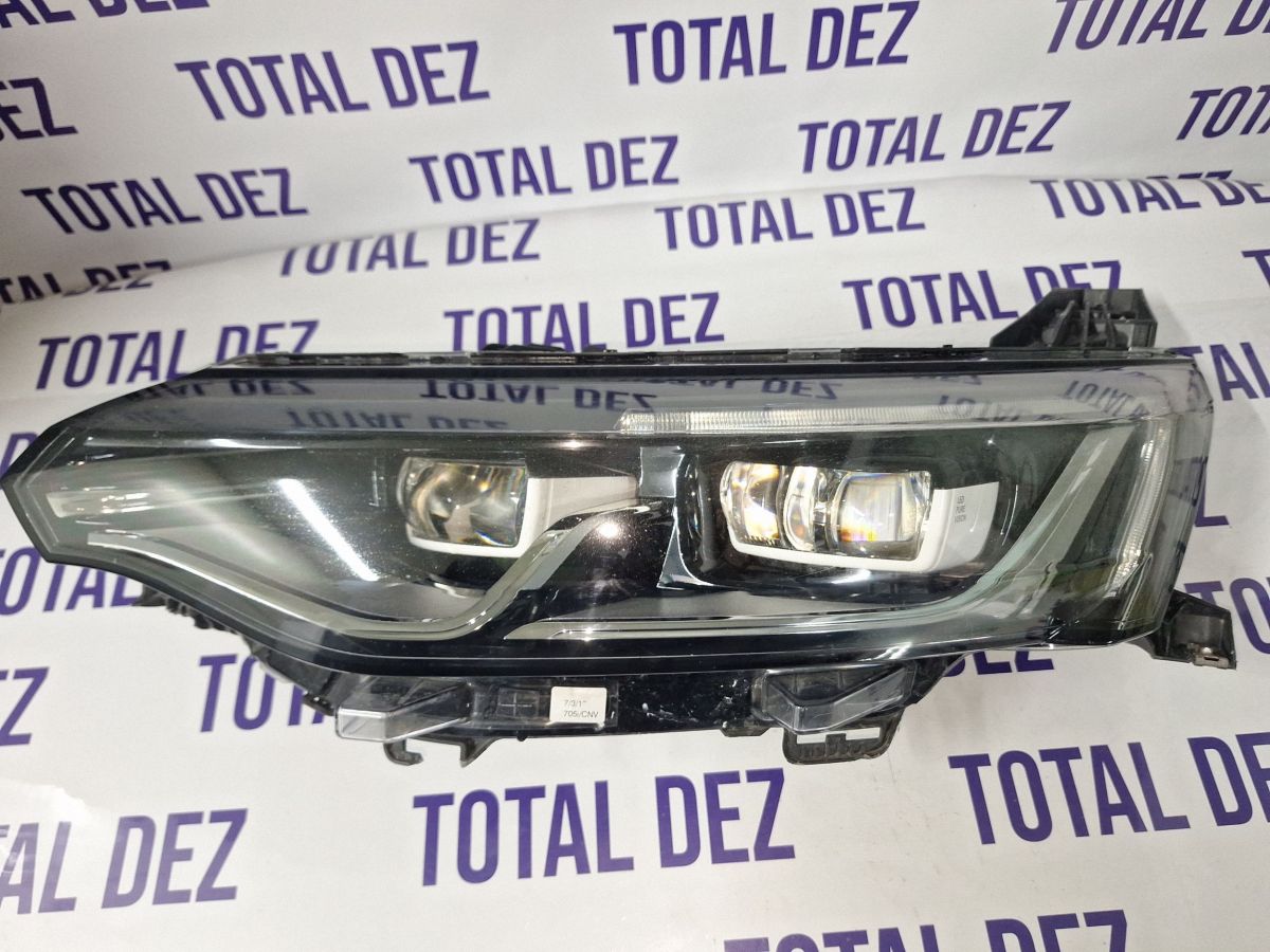 Far Stanga fata Renault Talisman 2016 - 260606722R 89909144