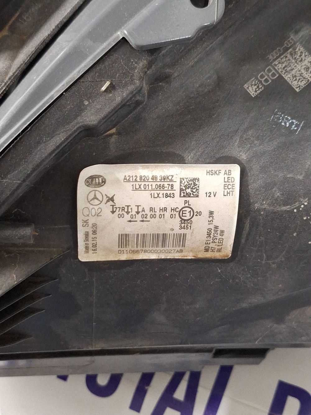 Far Dreapta fata Mercedes E-class W212 2015 - A2128204839KZ