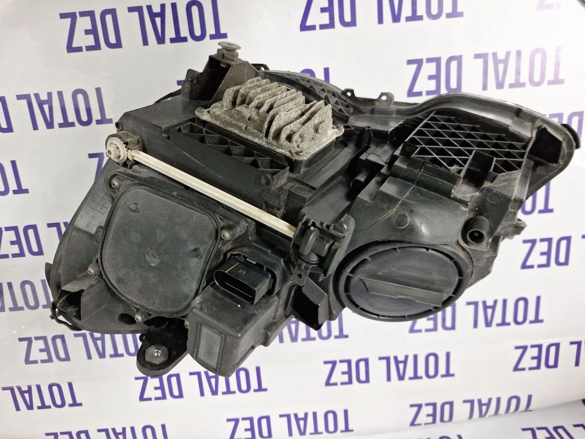 Far Dreapta fata Mercedes E-class W212 2015 - A2128204839KZ