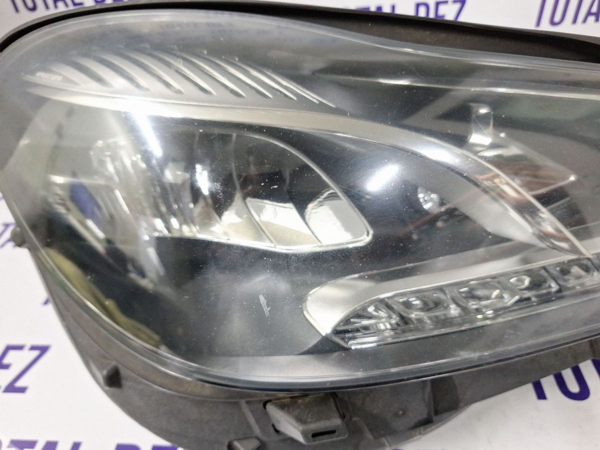 Far Dreapta fata Mercedes E-class W212 2015 - A2128204839KZ
