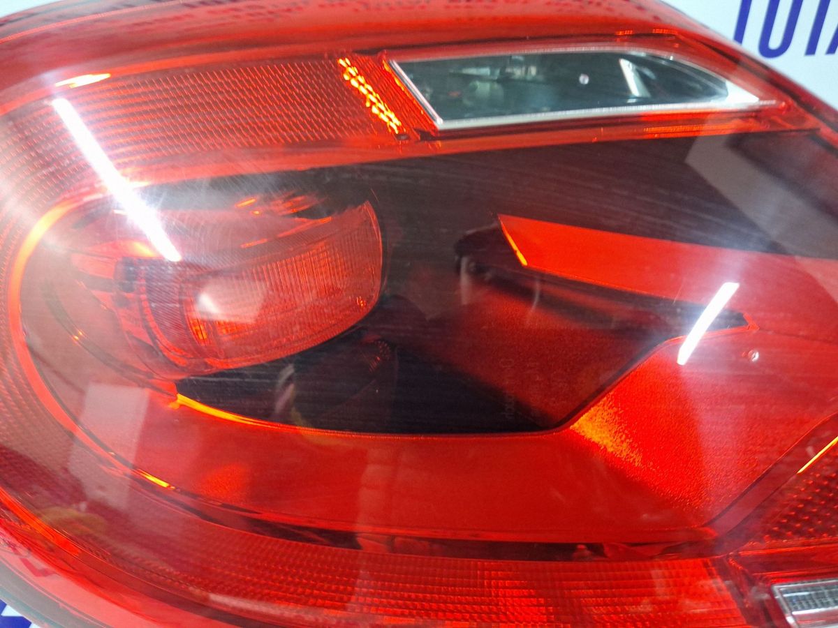 Stop Stanga spate Volkswagen Beetle A5 2012 - 5C5945095H 17900401S 179004030E