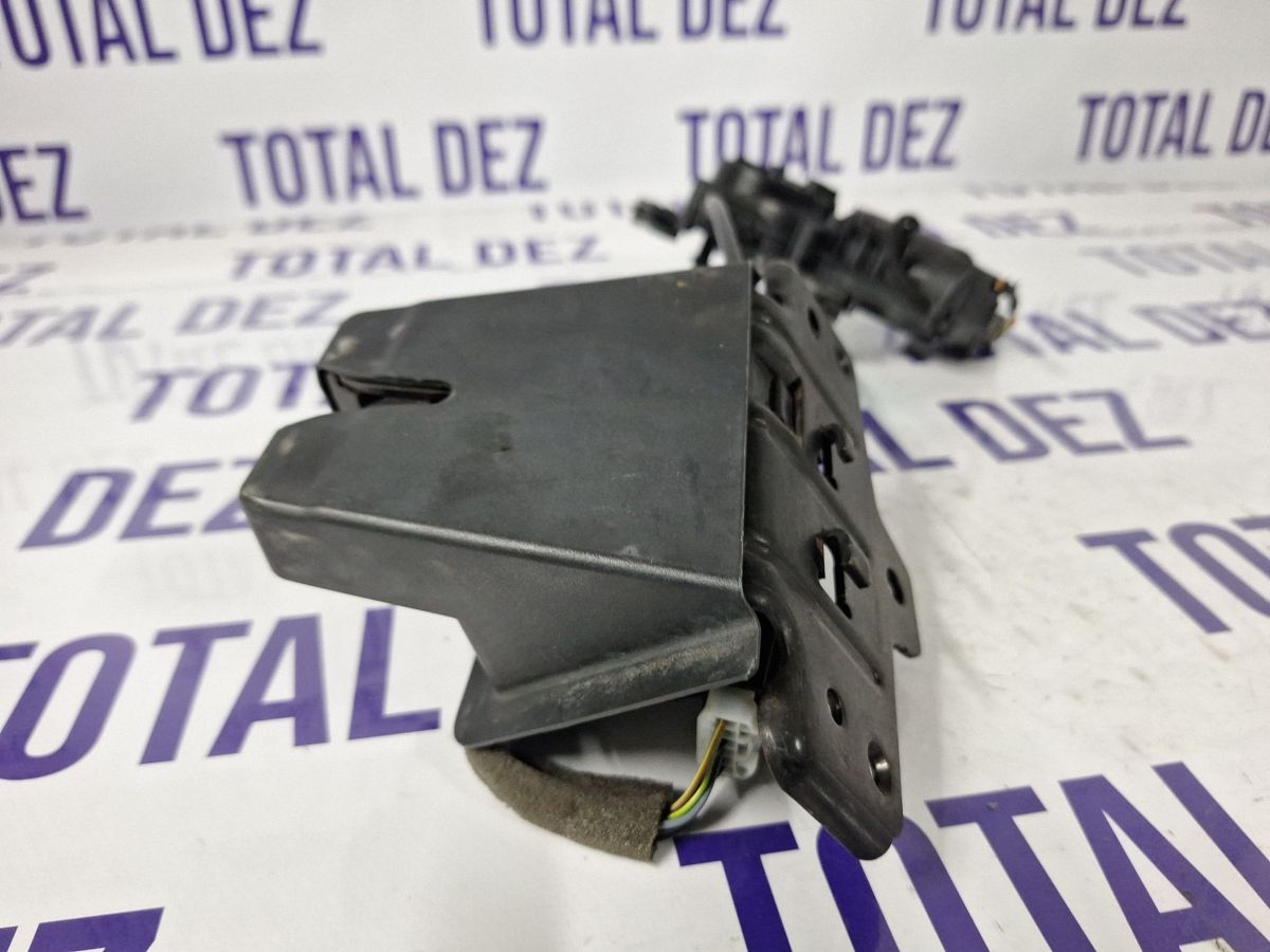 Broasca portbagaj Spate Volvo XC60 2017 - 31349975