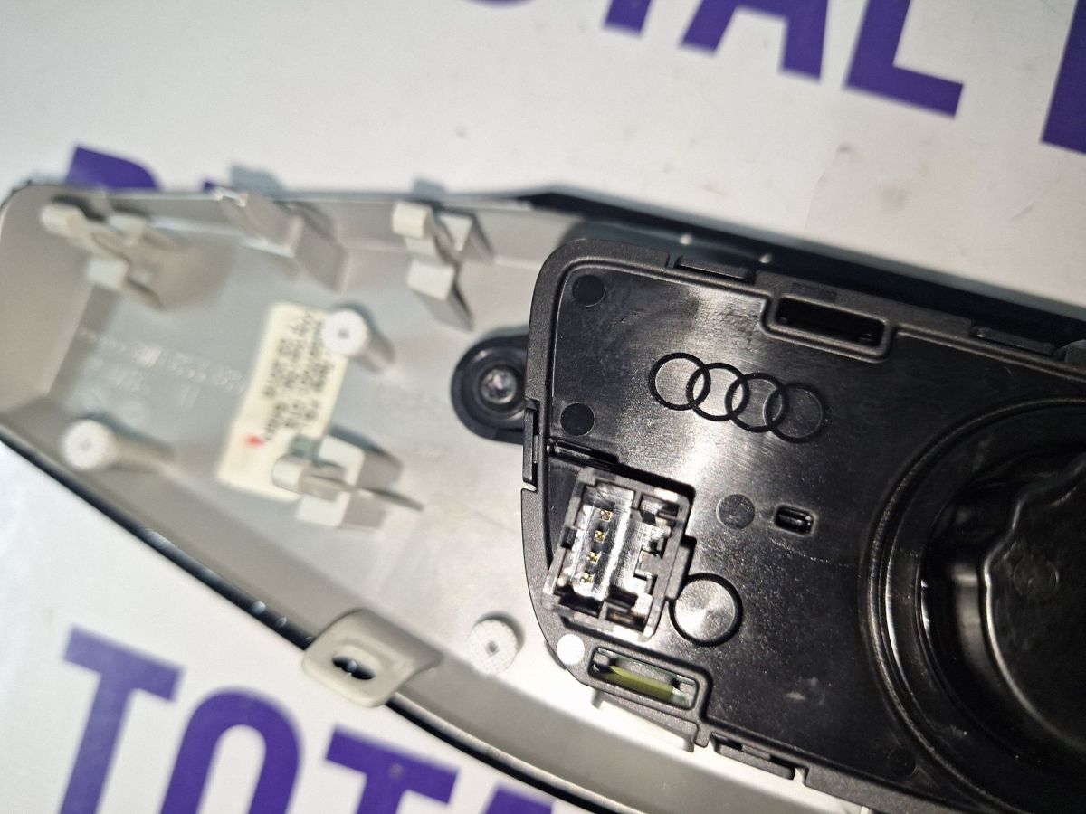Bloc lumini Audi A4 S4 B9 2017 - 4M0941531AA