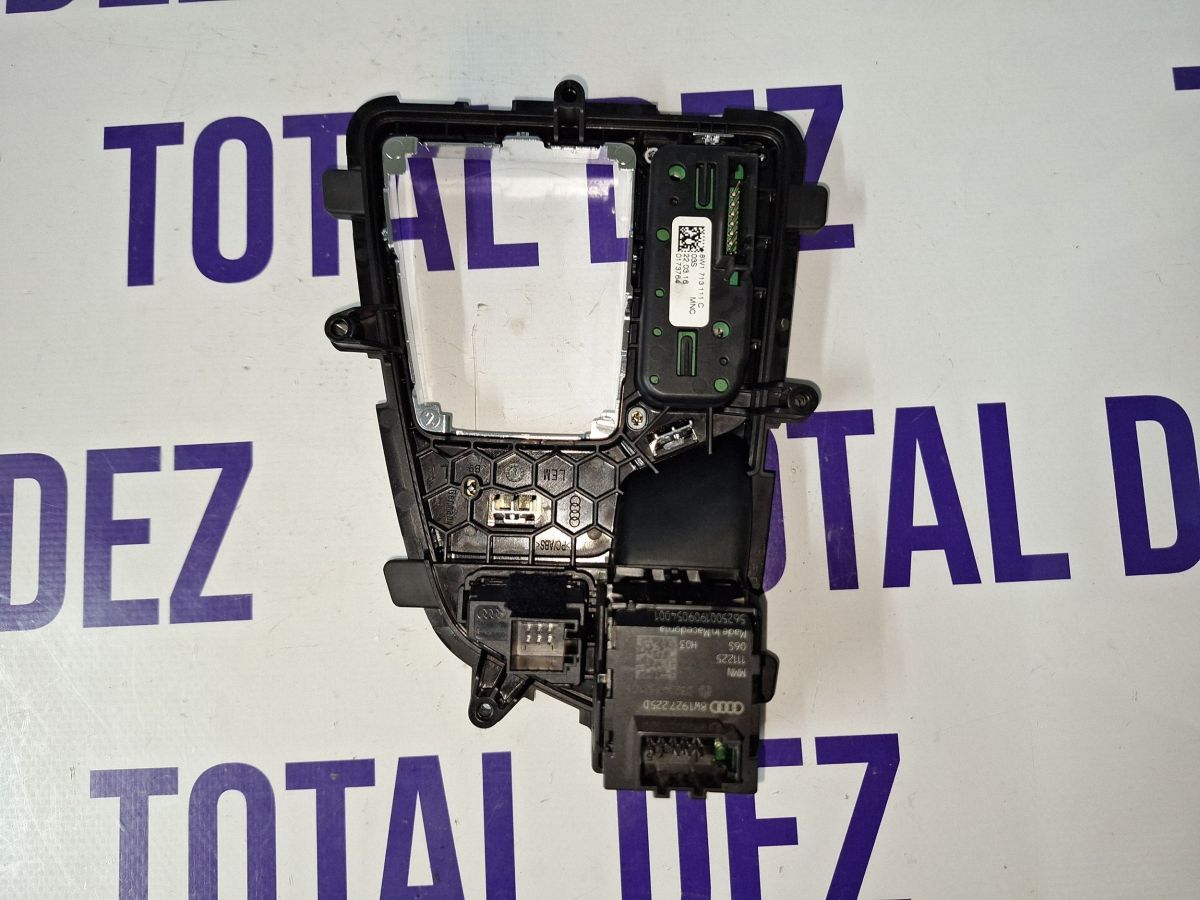 Ornament Audi A4 S4 B9 2016 - 8W1713111C