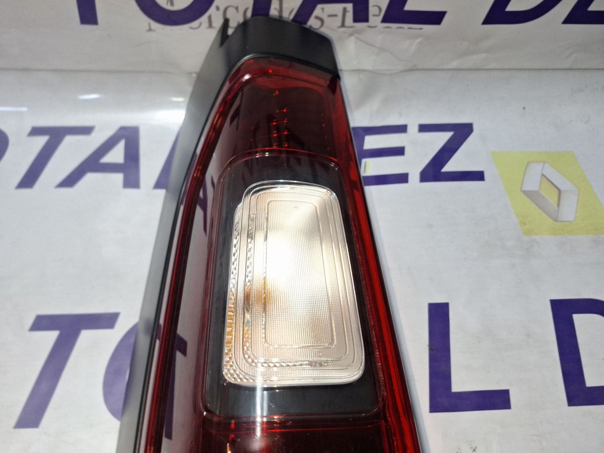 Stop Stanga spate Renault Trafic III (X82) 2021 - 105850A1 100754A1 100753A1