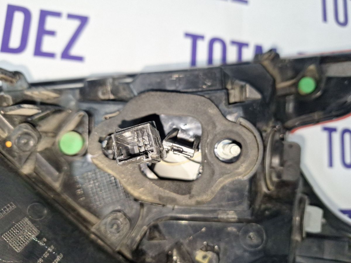 Stop Dreapta spate Peugeot 308 2013 - 9677817580 81250201
