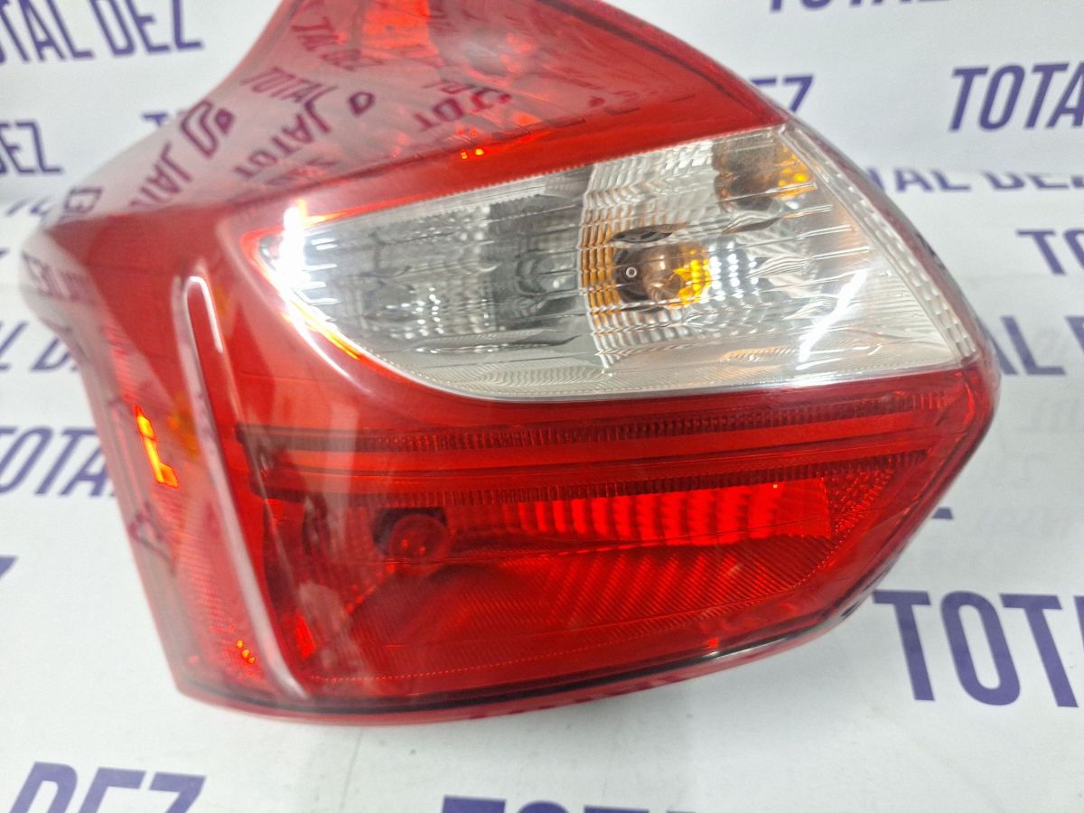 Stop Stanga spate Ford Focus 2011 - BM5113405BL 26082015