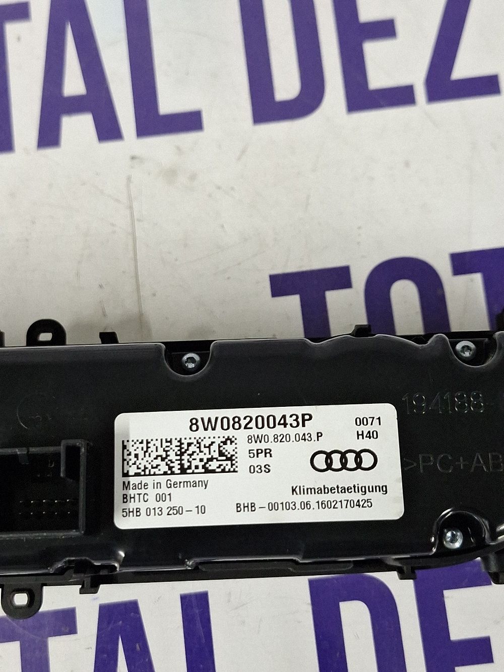 Panou comanda clima (Climatronic) Audi A4 S4 B9 2015 - 8W0820043P 5HB01325010