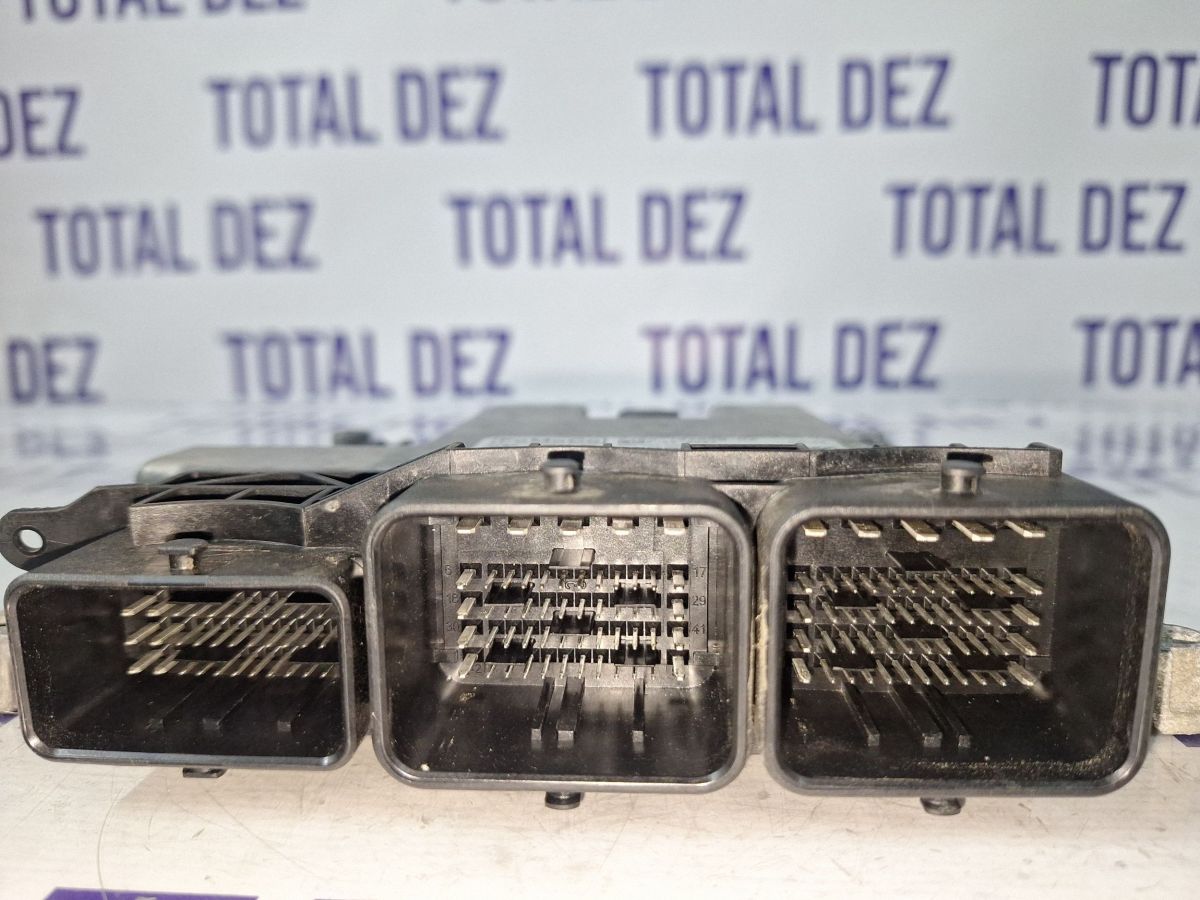 Calculator motor (ECU) Ford Focus 2013 - 0281031005 CV6Q12A650DA