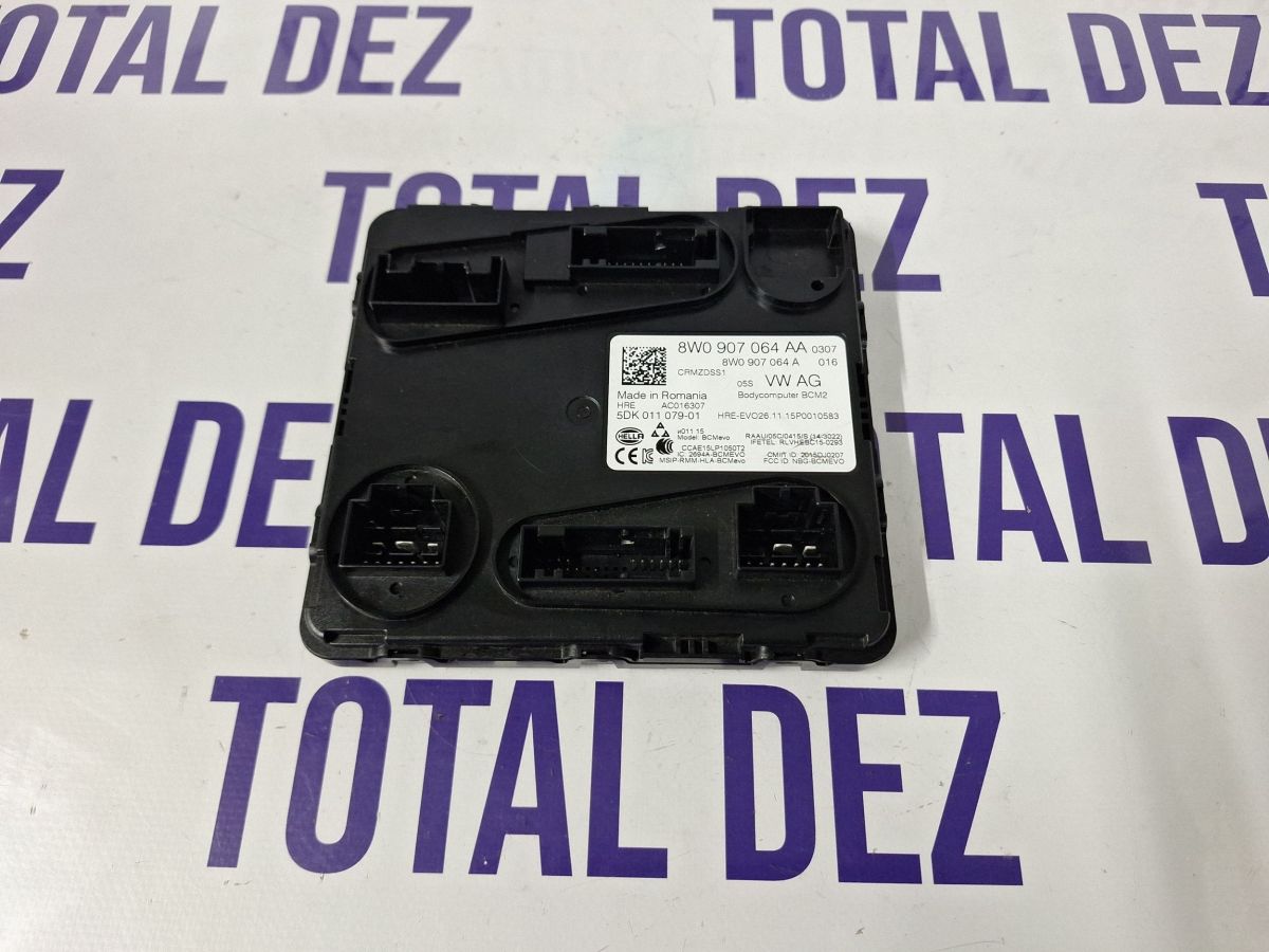 Calculator parcare Audi A4 S4 B9 2015 - 8W0907064AA 8W0907064A 5DK01107901