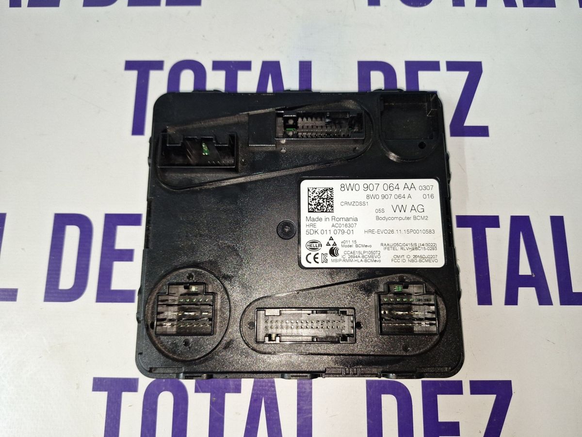 Calculator parcare Audi A4 S4 B9 2015 - 8W0907064AA 8W0907064A 5DK01107901