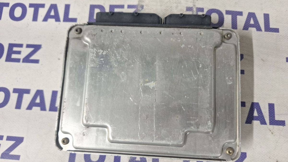 Calculator motor (ECU) Volkswagen Golf IV 2001 - 038906012ES 0281010644