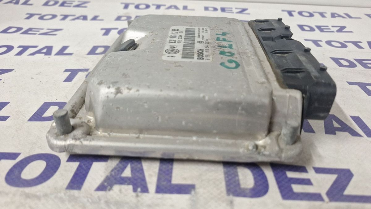 Calculator motor (ECU) Volkswagen Golf IV 2001 - 038906012ES 0281010644