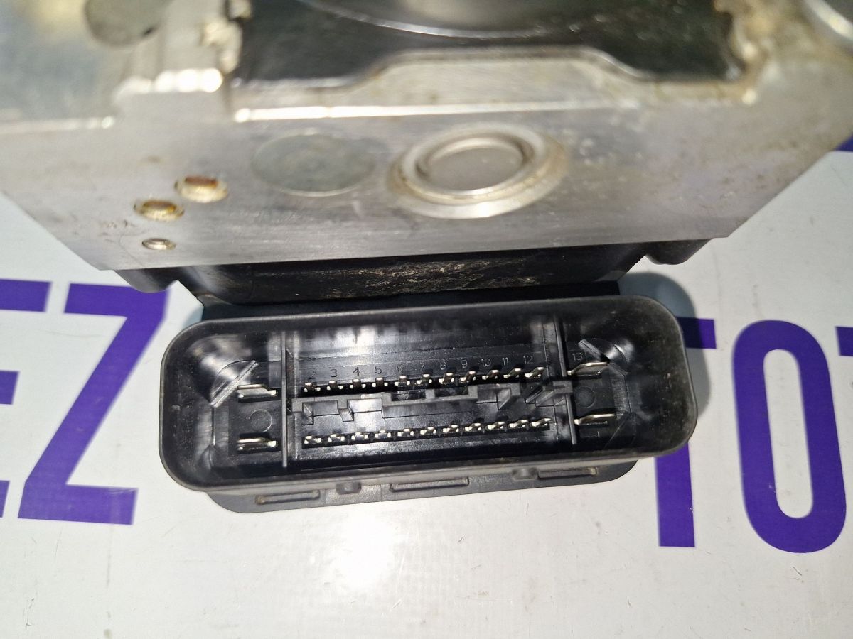 Pompa ABS Toyota Yaris 2015 - 445400D130 895410D330 06210975153