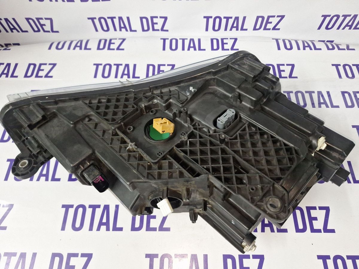 Far Stanga fata Skoda Superb B8 (3V) 2017 - 3V1941015B 1ZS01193925
