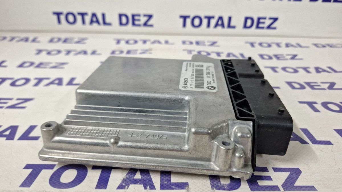 Calculator motor (ECU) BMW Seria 3 E90 E91 2009 - 0281016067 8506374