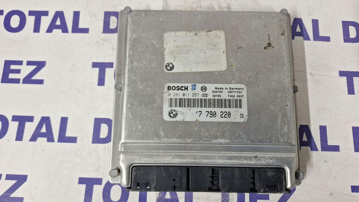 Calculator motor (ECU) BMW Seria 5 E39 2003 - 7790220 0281011257 28RTF334