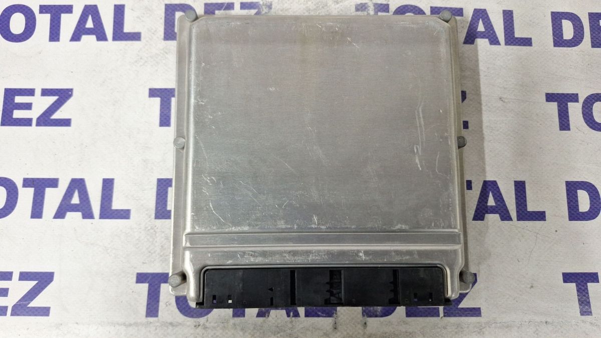 Calculator motor (ECU) Mercedes C-class 2001 - A6111537479 0281010608