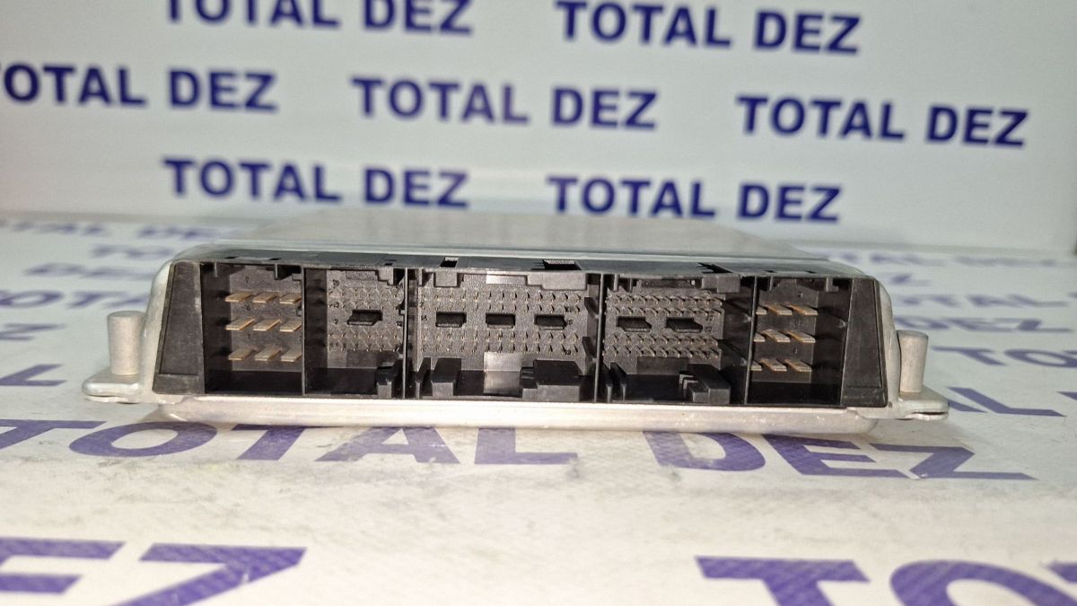Calculator motor (ECU) Mercedes C-class 2001 - A6111537479 0281010608