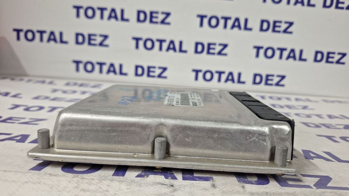 Calculator motor (ECU) Mercedes Vaneo W414 2003 - A0285451732 0281010539 28RTF134