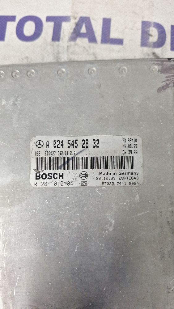 Calculator motor (ECU) Mercedes E-class 2000 - A0245452832