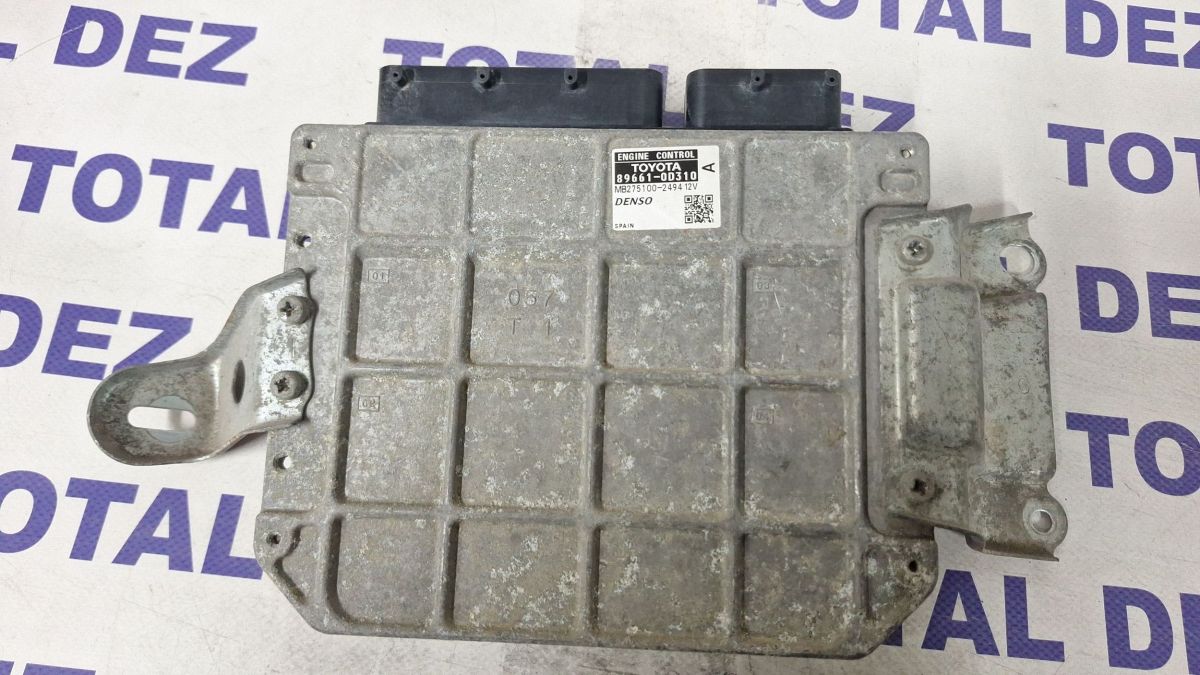 Calculator motor (ECU) Toyota Yaris 2006 - 896610D310 MB2751002494