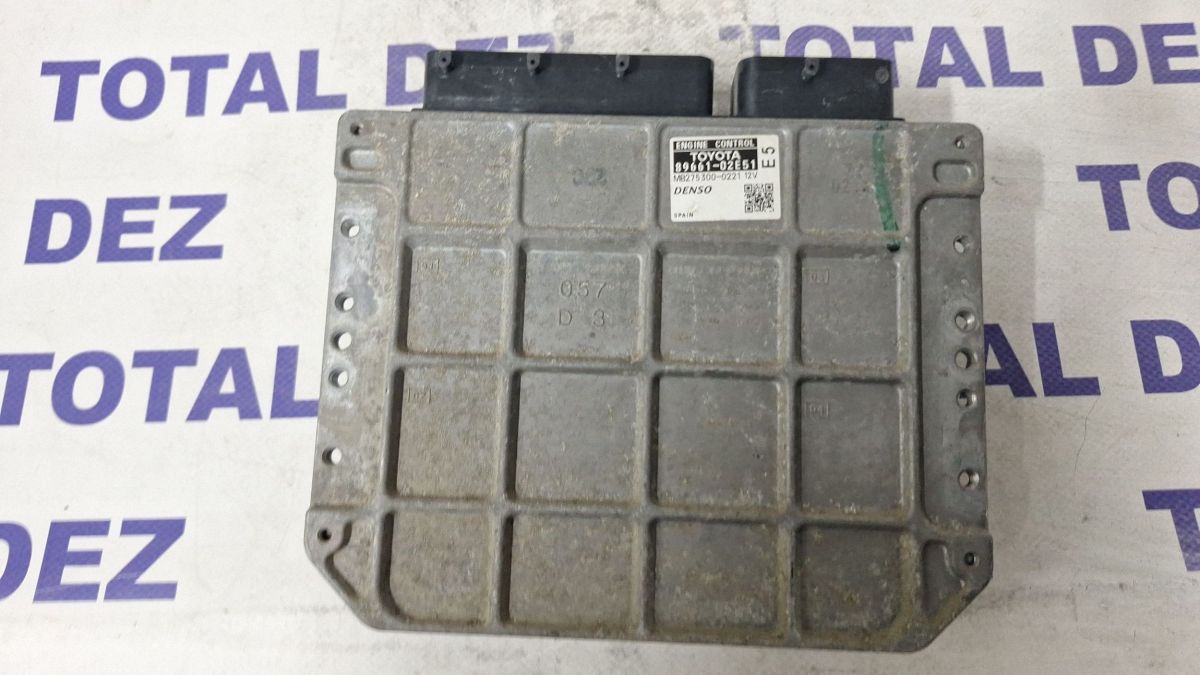 Calculator motor (ECU) Toyota Auris 150 2007 - 8966102E51 MB2753000221