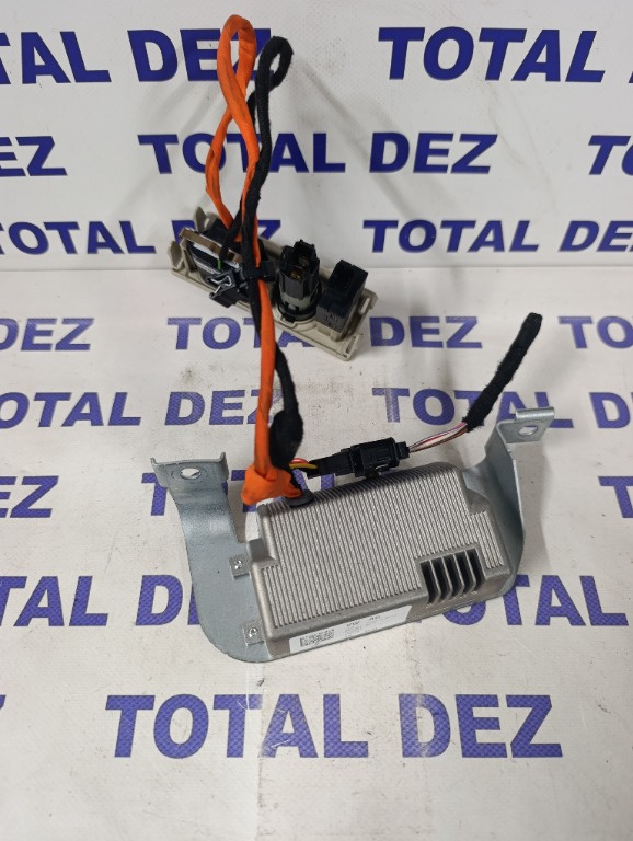 Invertor Tensiune (Priză 230V) Skoda Karoq (NU7) Toate motorizările (Dotare 230V) - 5Q0907155H / 5Q0907155